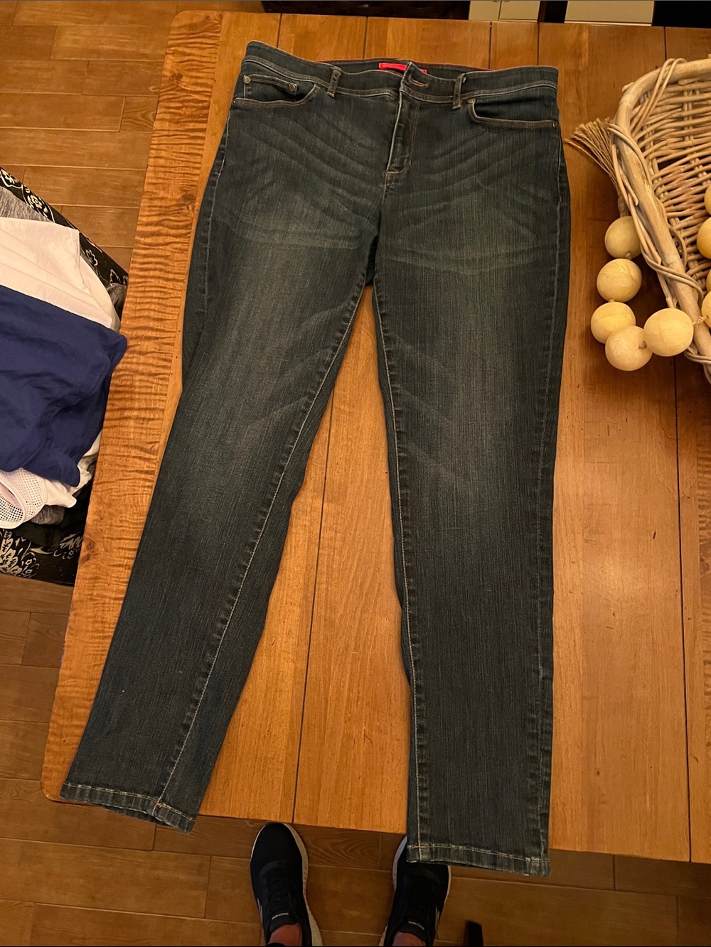 L.L. Bean Women’s Straight Leg Jeans in Dark Blue
